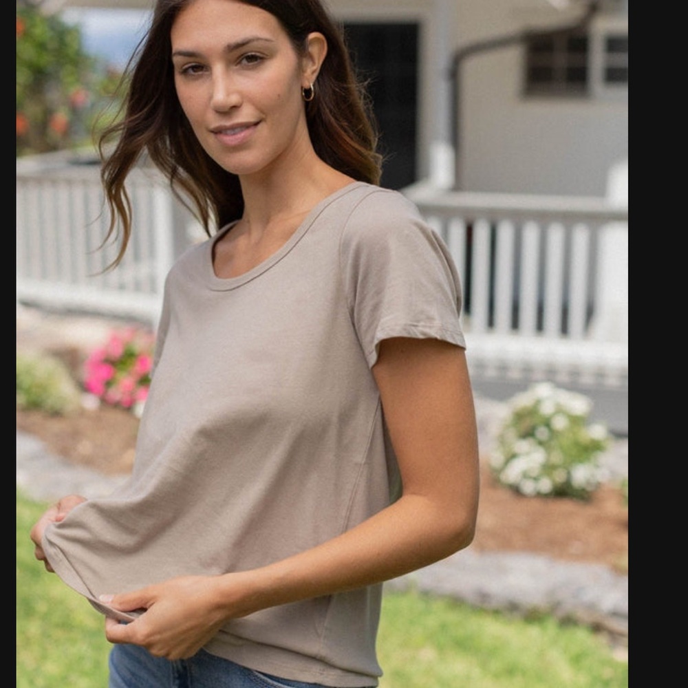 Neuflora Liliana Tee - Sand Short Sleeve